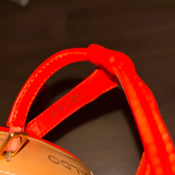 ALDO Wedges - Picture 5 of 5